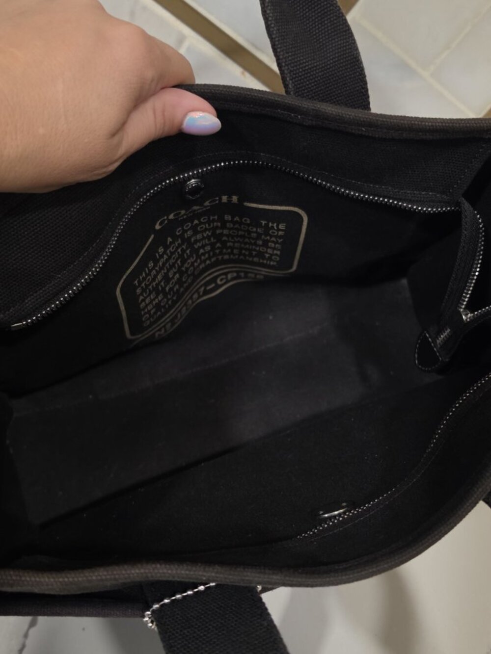 Coach Black Canvas Tote Bag With Gold Logo Spacious Interior Snap Closure Faded - Picture 5 of 8